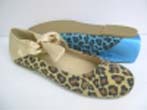 small shoe photo